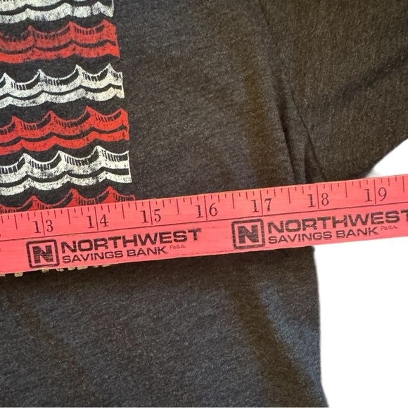 State of Mind Red/White/Grey/Navy American Flag Tshirt Women’s Size L - Picture 7 of 7